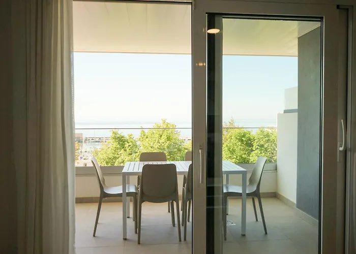 Aqua Apartments Bellamar, Marbella